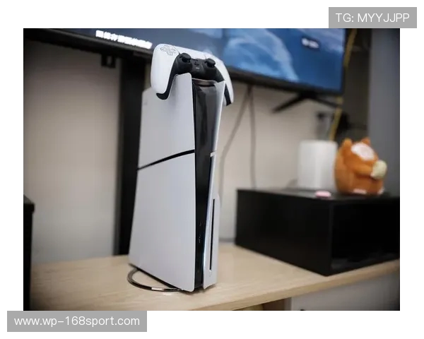 PS5上那款备受玩家关注的真实操控感无人机模拟飞行游戏叫什么名字